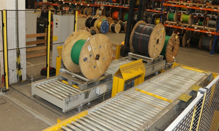 Transport of cable drums 