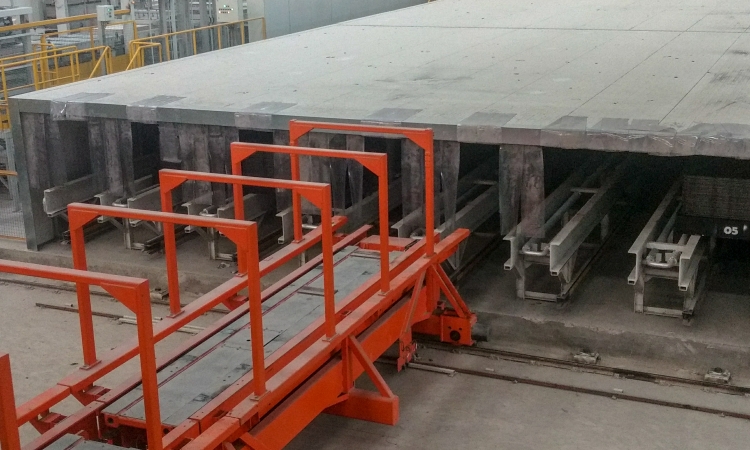 Installation of a stacking and unstacking line 