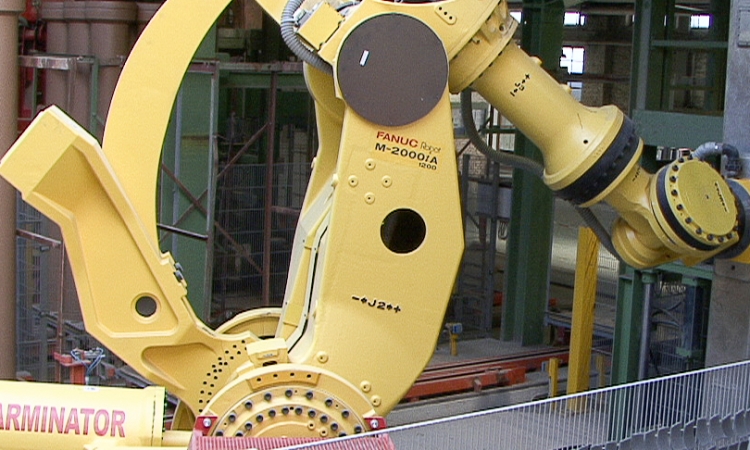 Robot pour des tuyaux à emboitement