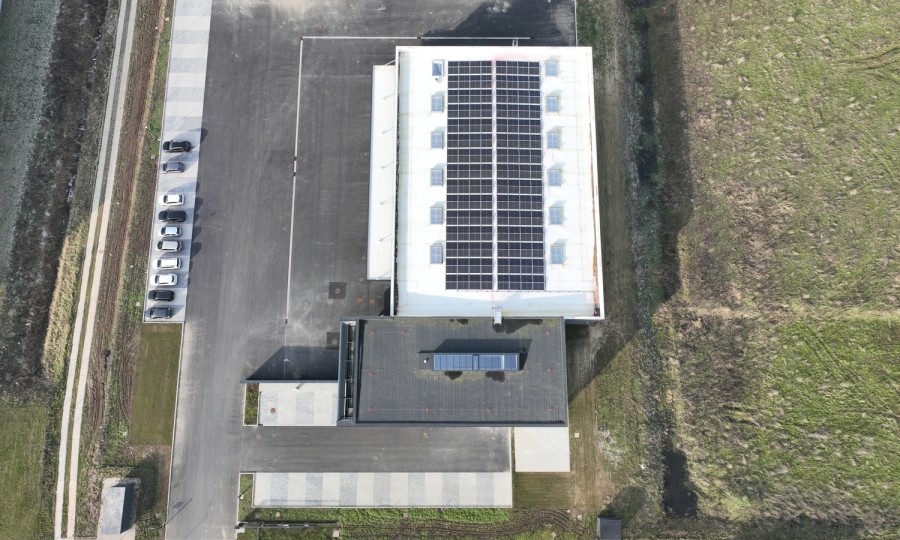EV-laders en zonnepanelen voor duurzame bedrijfsvoering