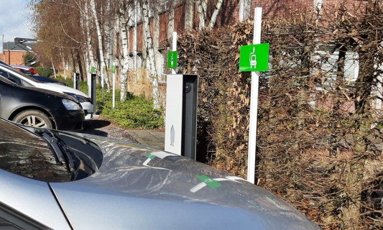 Ploegsteert invests in solar panels and charging stations